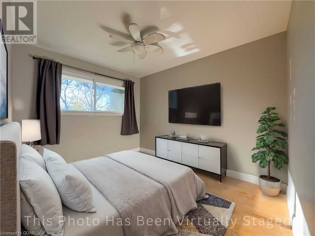 26 BALMORAL Drive Unit# UPPER Image 10