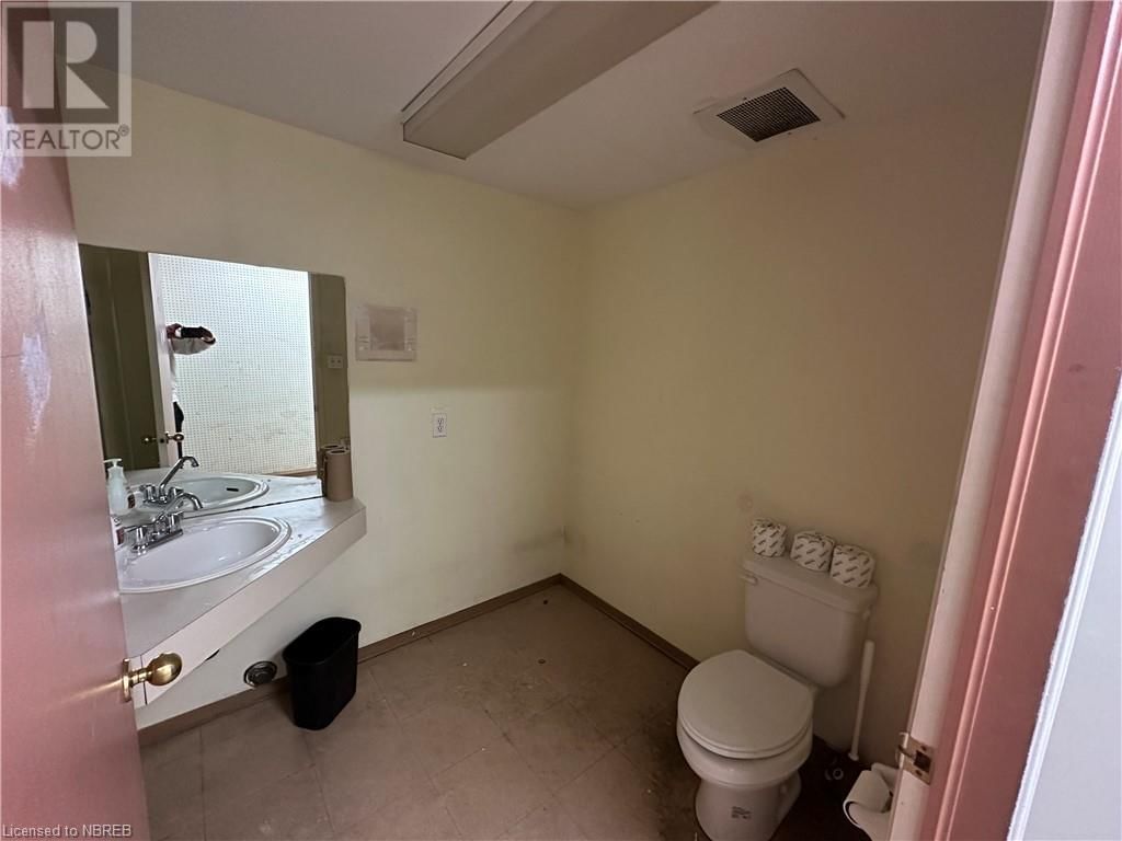 1401 SEYMOUR Street Unit# A + B Image 16