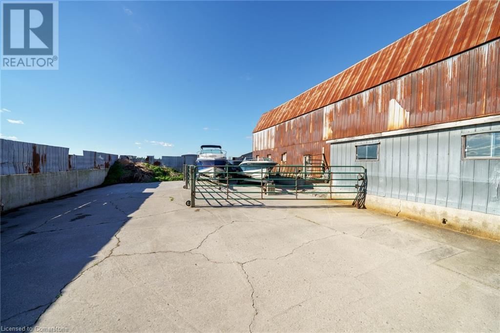 9230 SOUTH CHIPPAWA ROAD Image 37