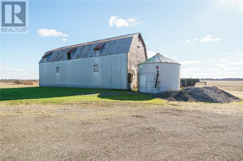 9230 SOUTH CHIPPAWA ROAD Image 38