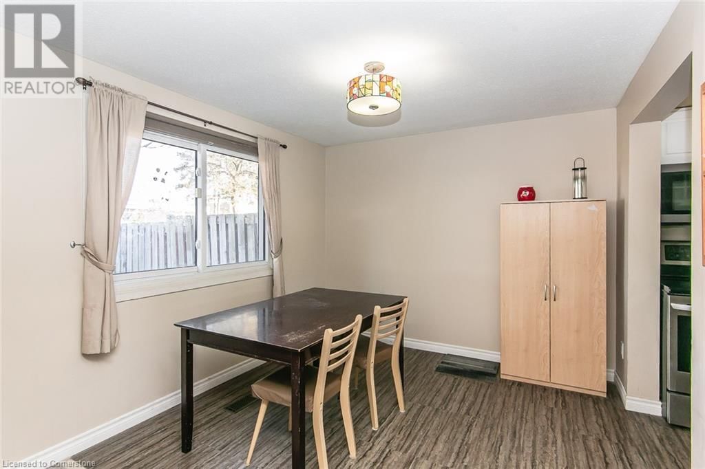 130 KINGSWOOD Drive Unit# 33 Image 10