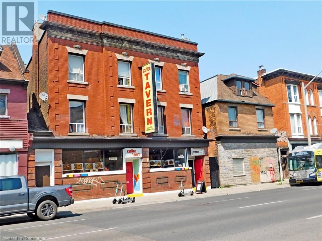 663 KING Street E Image 22