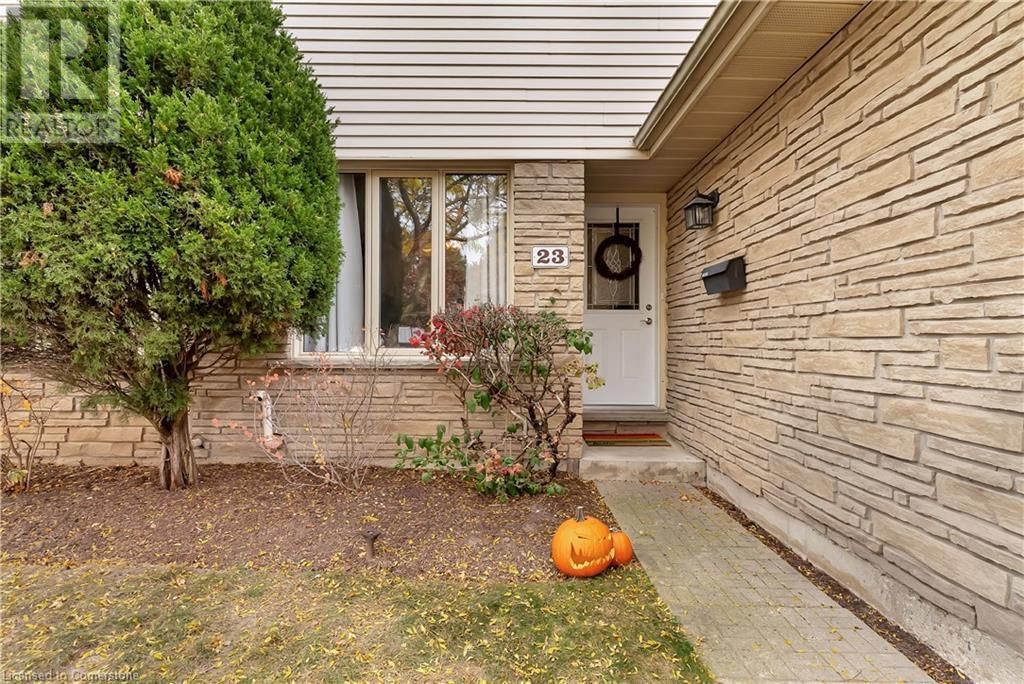 476 KINGSCOURT Drive Unit# 23 Image 4