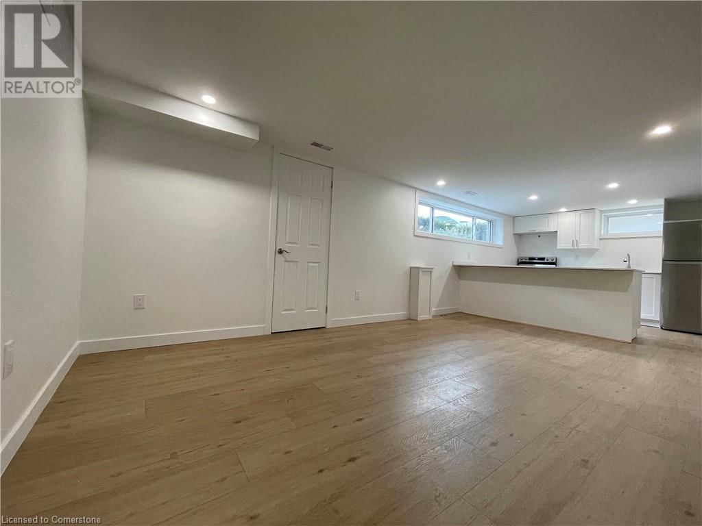 45 ENDFIELD Avenue Unit# 2 Image 6