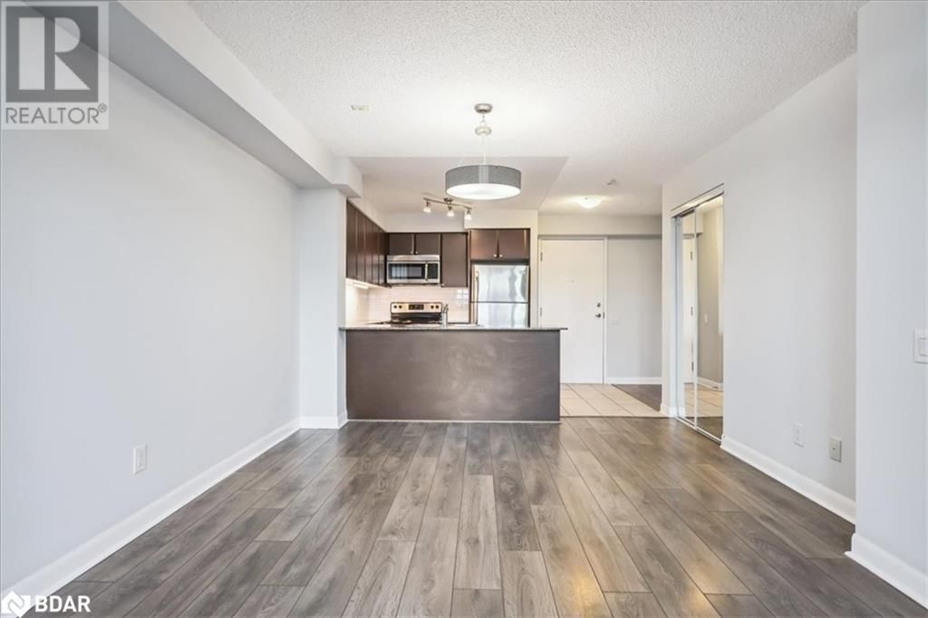 405 - 525 WILSON AVENUE Image 16