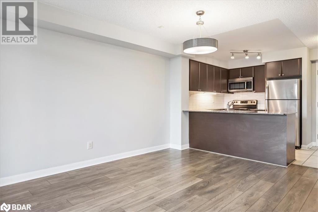 405 - 525 WILSON AVENUE Image 18