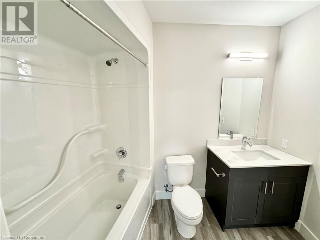 201 - 162 SNYDERS ROAD EAST Image 24