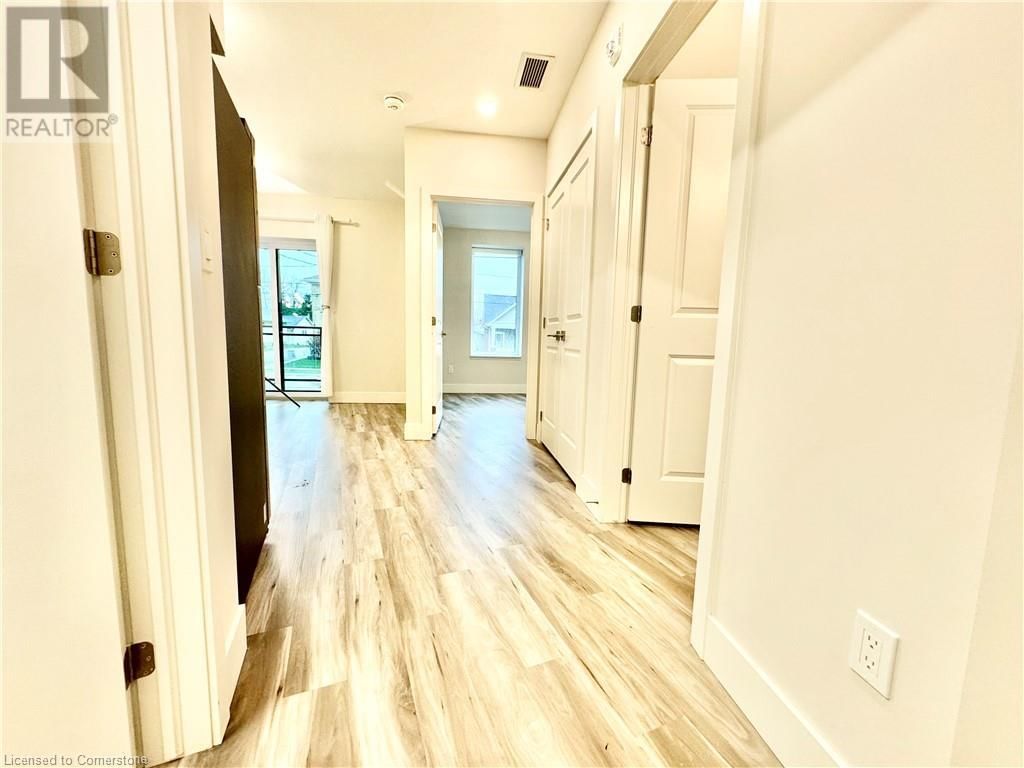 162 SNYDERS Road E Unit# 201 Image 36