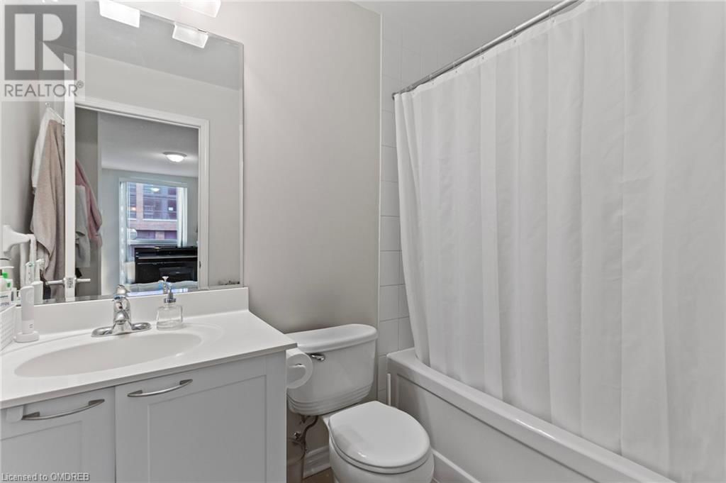 385 PRINCE OF WALES Drive Unit# 320 Image 30