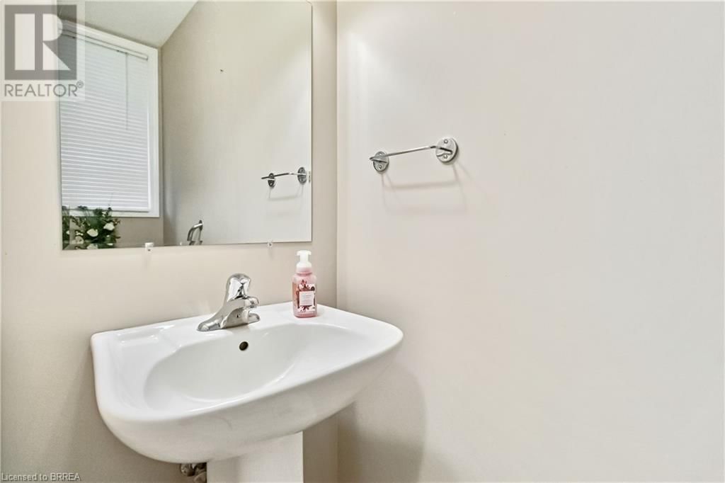 21 DIANA Avenue Unit# 51 Image 37