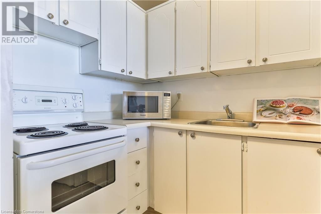 150 CHARLTON Avenue E Unit# 1603 Image 2