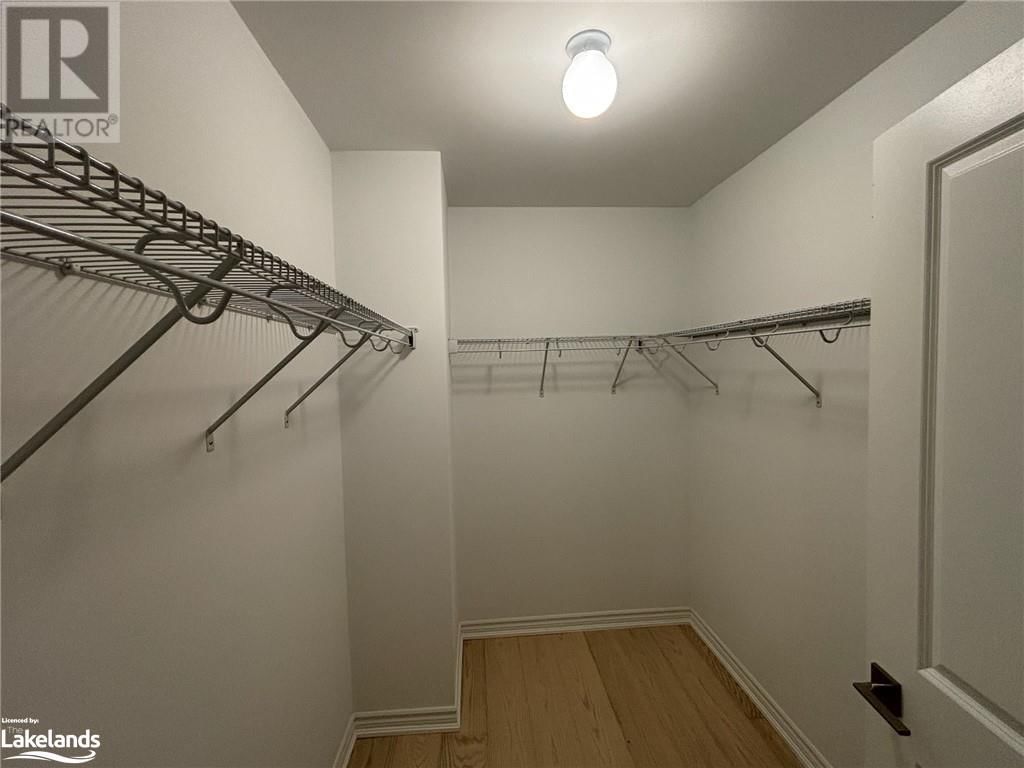 8 TURNBERRY Court Image 18