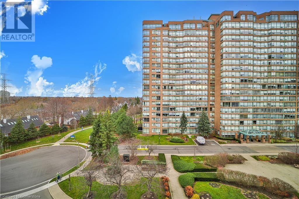 1270 MAPLE CROSSING Boulevard Unit# 705 Image 1