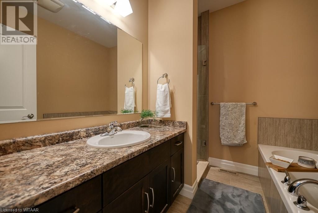 247 MUNNOCH BLVD. Unit# 24 Image 28