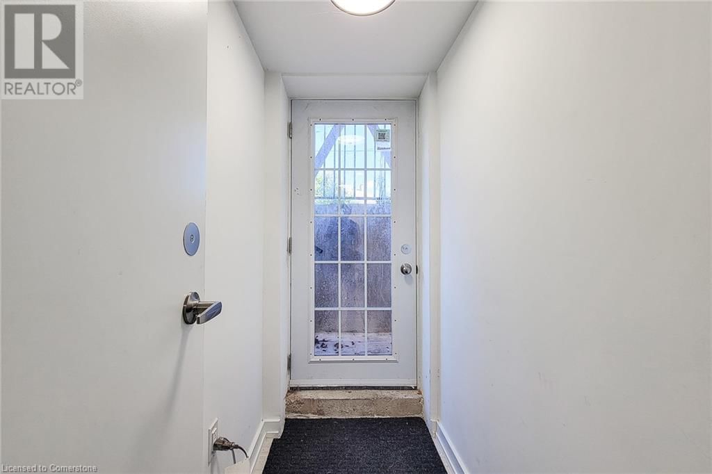 278 CROWLAND Avenue Unit# B1 Image 33