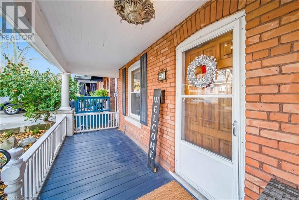 21 SUNSET AVENUE Image 3