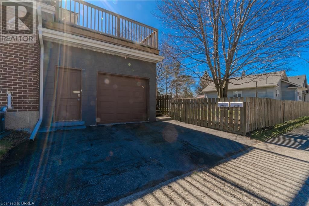 21 WADE AVENUE Image 19