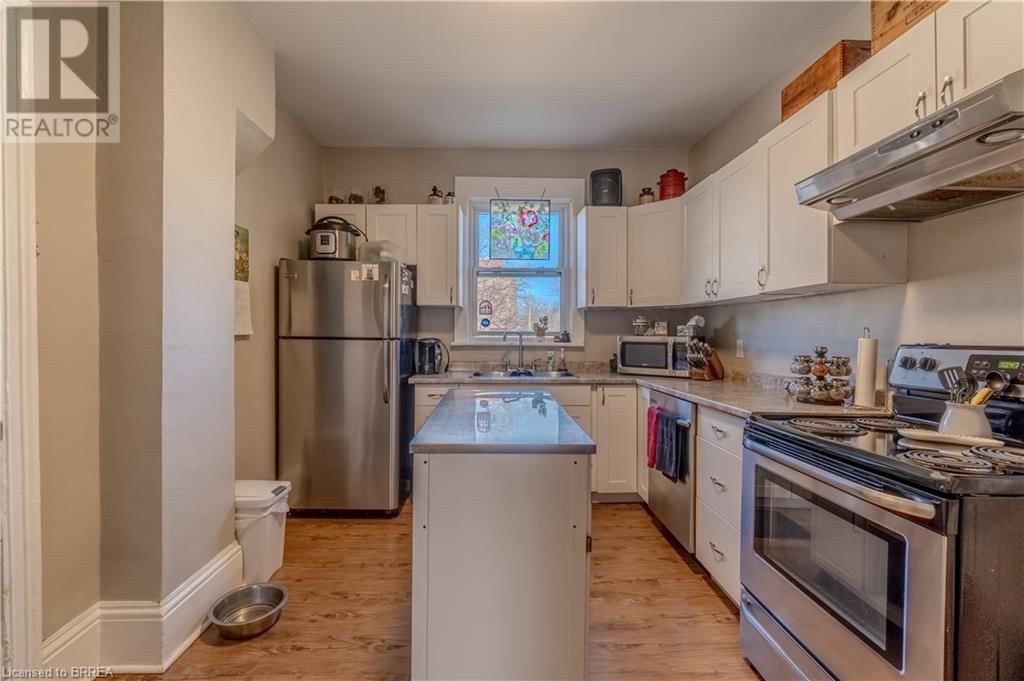 21 WADE AVENUE Image 5