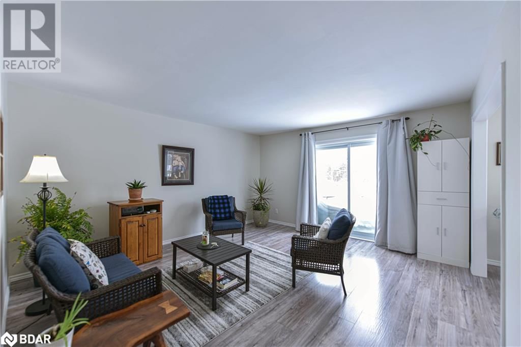 7187 BEACH DRIVE Image 20