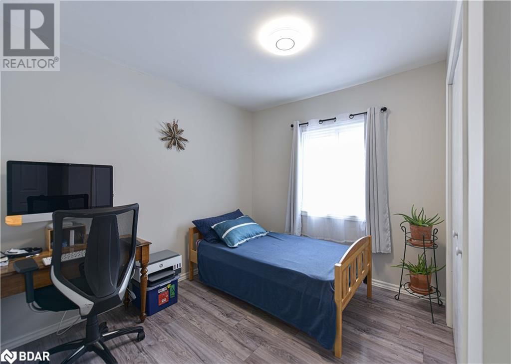 7187 BEACH DRIVE Image 32