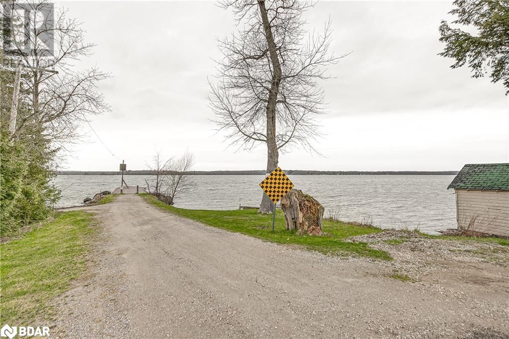 7187 BEACH DRIVE Image 9