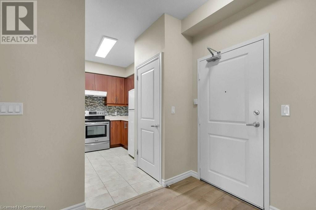 760 WOODHILL Drive Unit# 219 Image 2