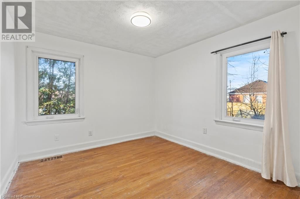50 WEST 4TH STREET Image 12
