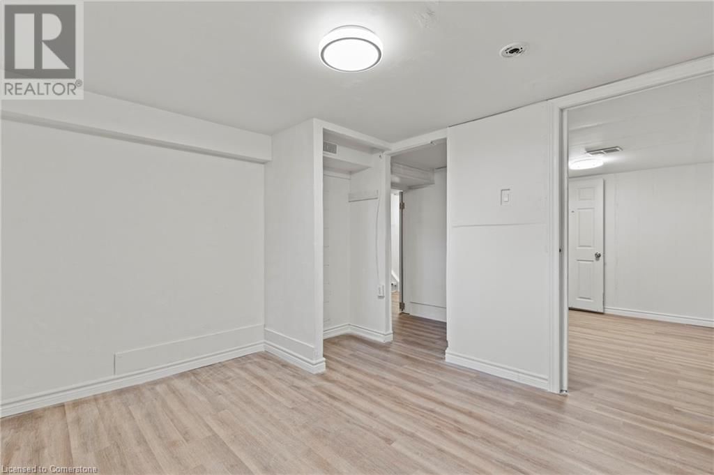50 WEST 4TH STREET Image 21