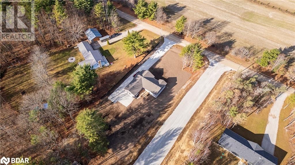 6121 CONCESSION RD B-C Image 12