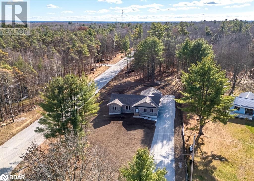 6121 CONCESSION RD B-C Image 8