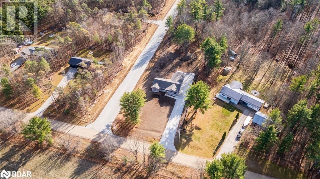 6121 CONCESSION RD B-C Image 9