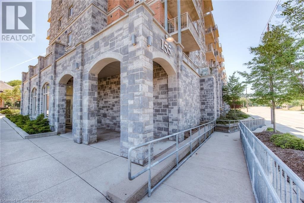 612 - 155 WATER STREET Image 36