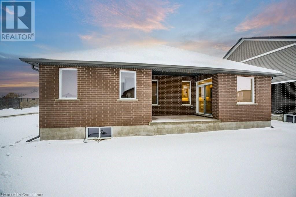 705 HOLLINGER DRIVE SOUTH Image 46
