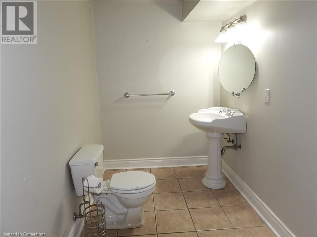 710 SPRING GARDENS Road Unit# 123 Image 30