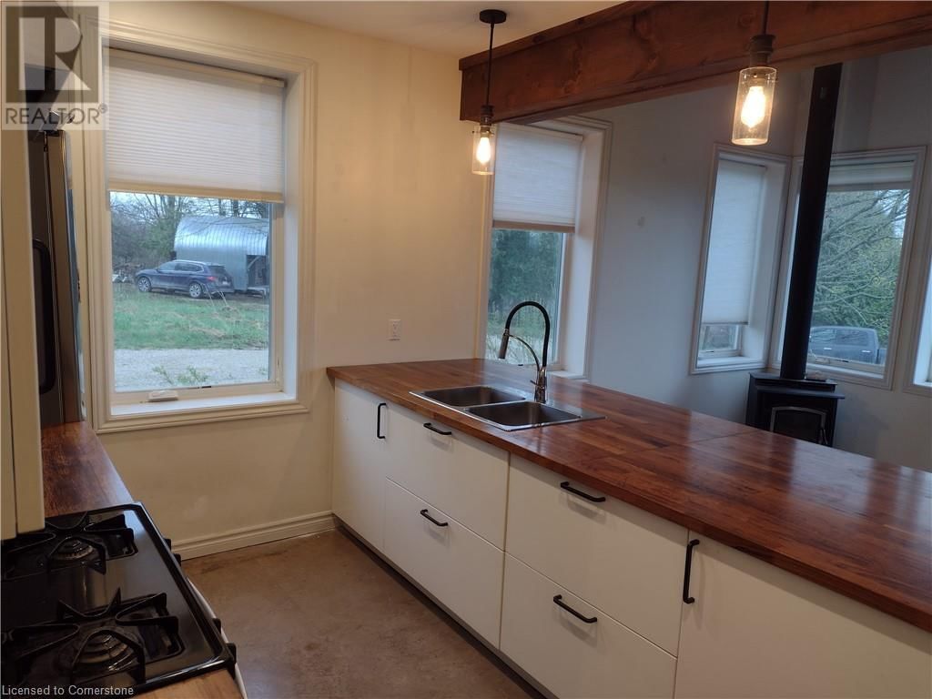 251 MILL ROAD Image 16