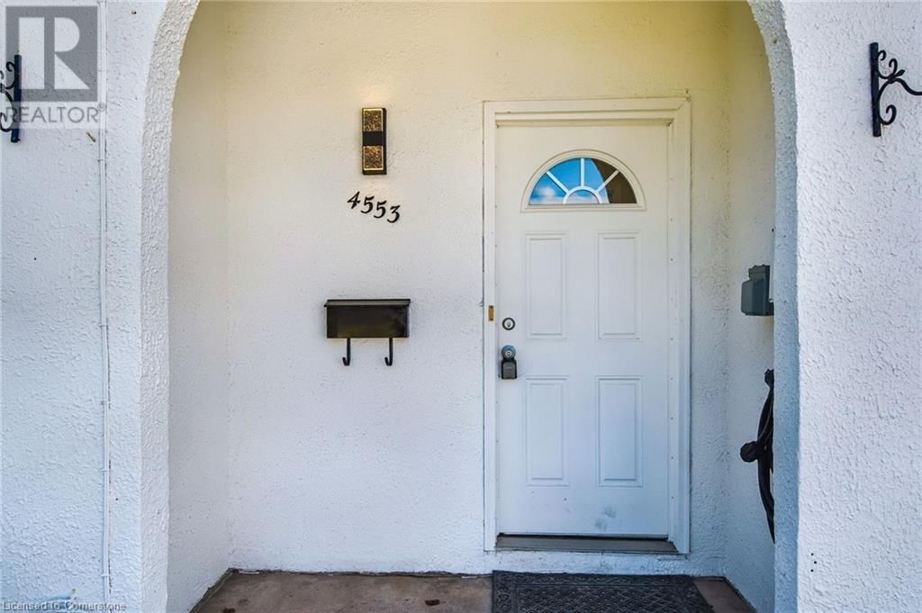 4553 SUSSEX DRIVE Image 3