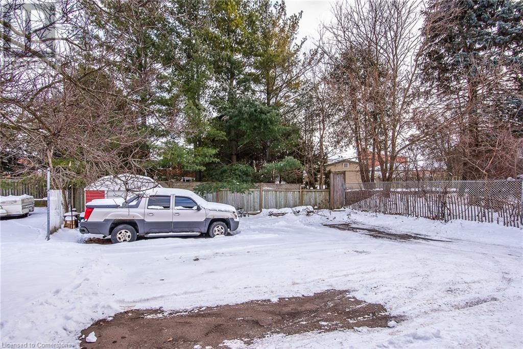 93 BRYBECK CRESCENT Image 14