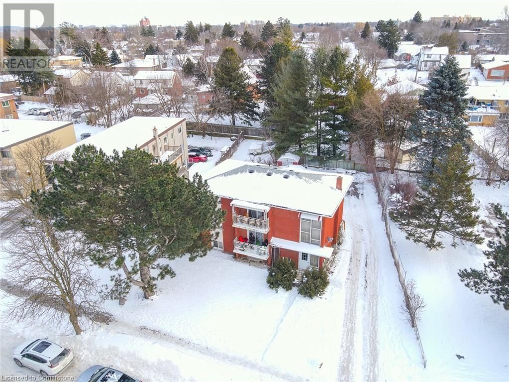 93 BRYBECK CRESCENT Image 16