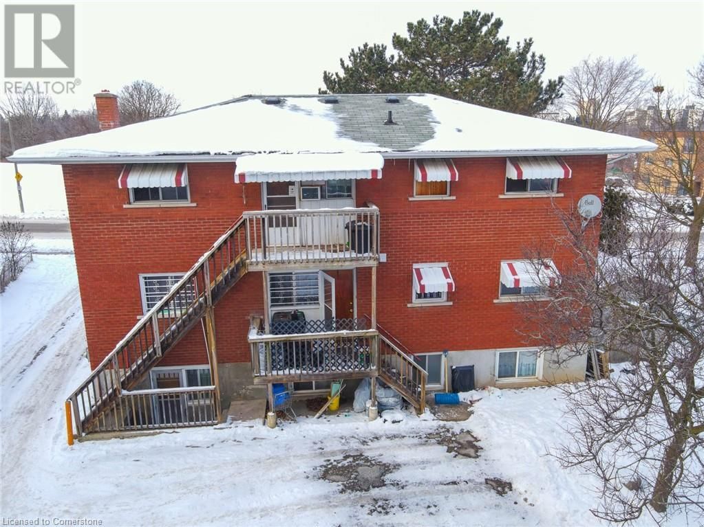 93 BRYBECK CRESCENT Image 18