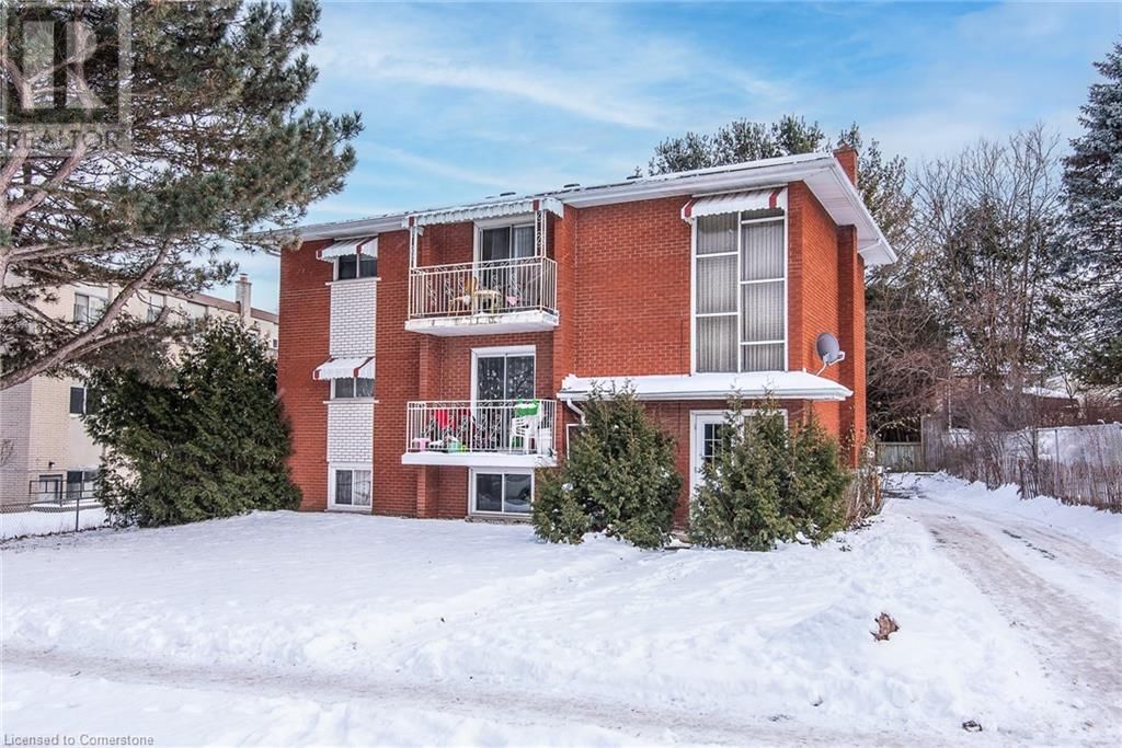 93 BRYBECK CRESCENT Image 4