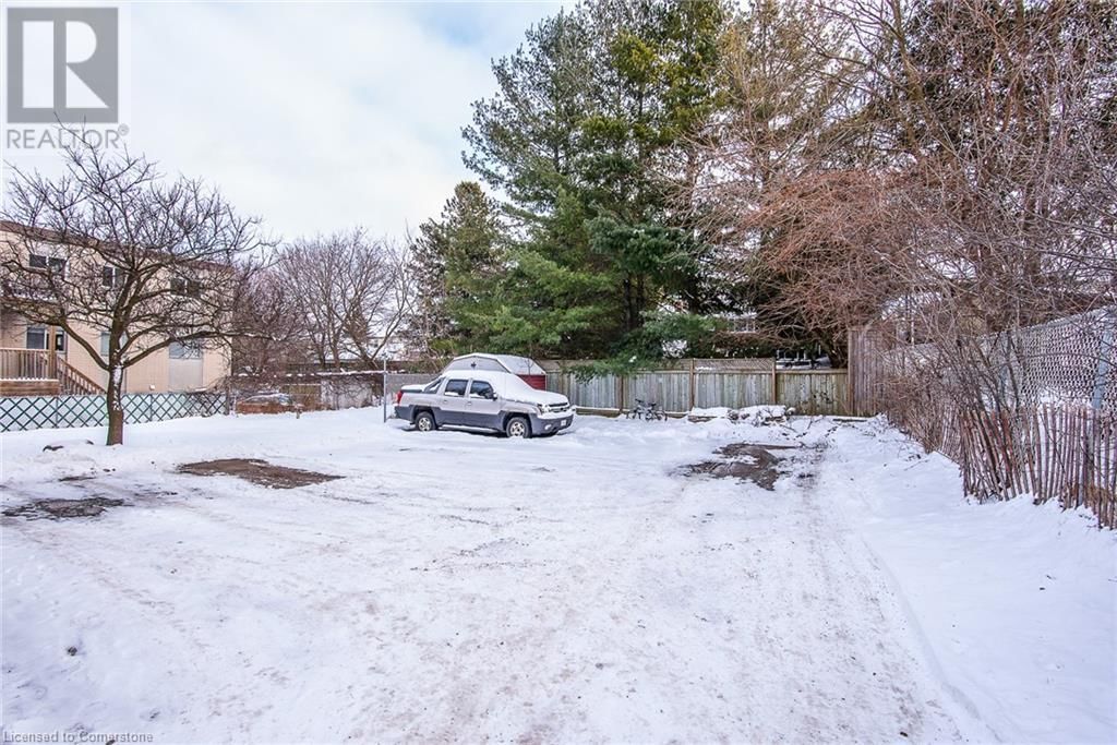 93 BRYBECK CRESCENT Image 6
