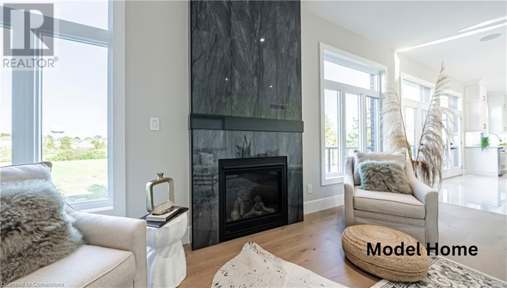 73 WORKMAN CRESCENT Image 12