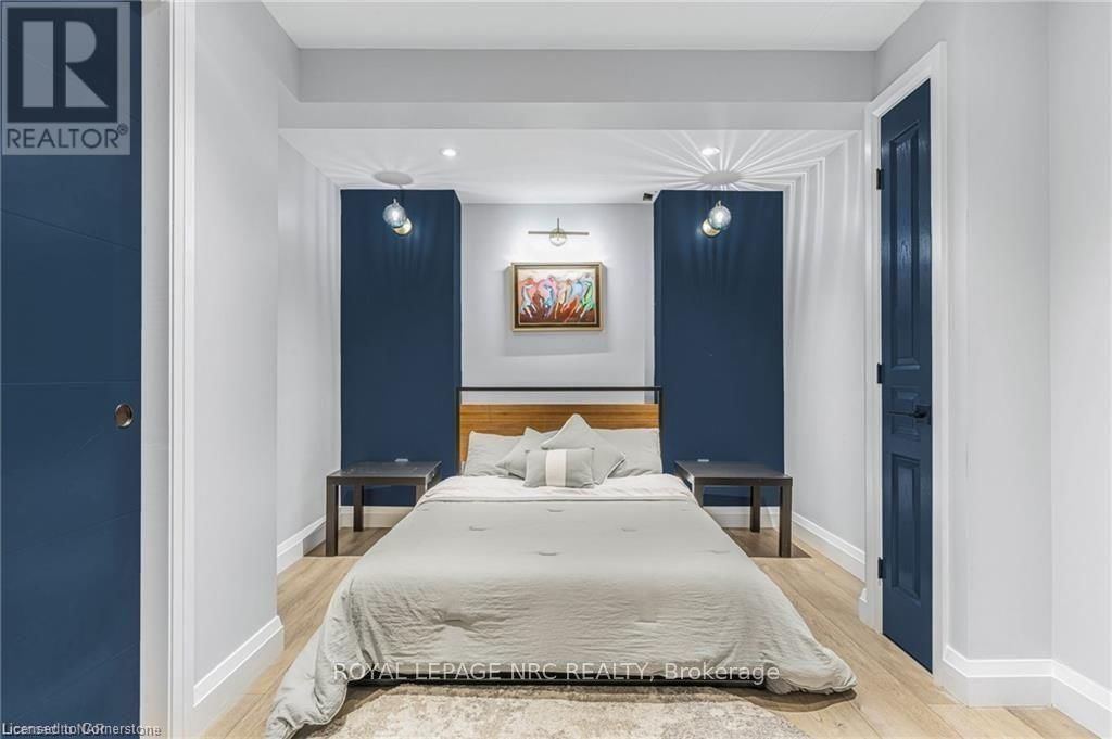 14 TUSCANY COURT Image 32
