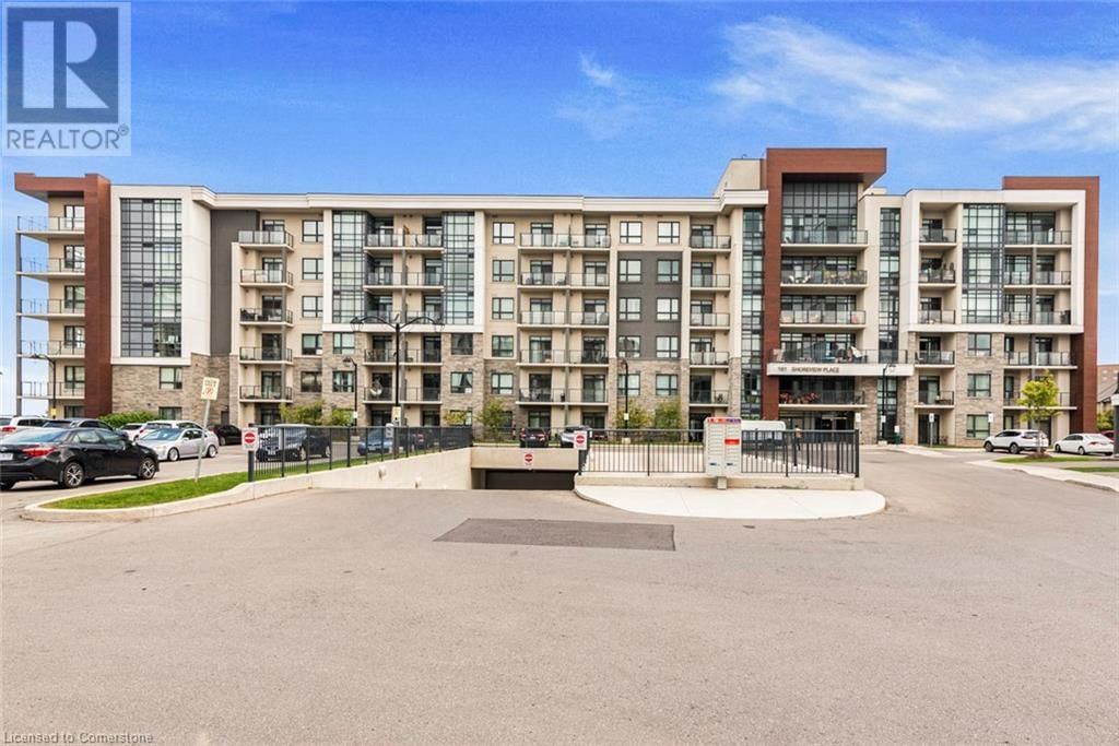 101 SHOREVIEW Place Unit# 528 Image 5