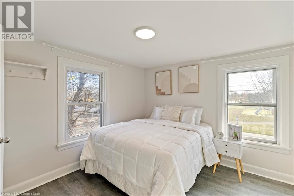 4599 FOURTH AVENUE Image 21