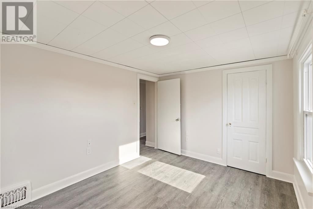 4599 FOURTH AVENUE Image 25