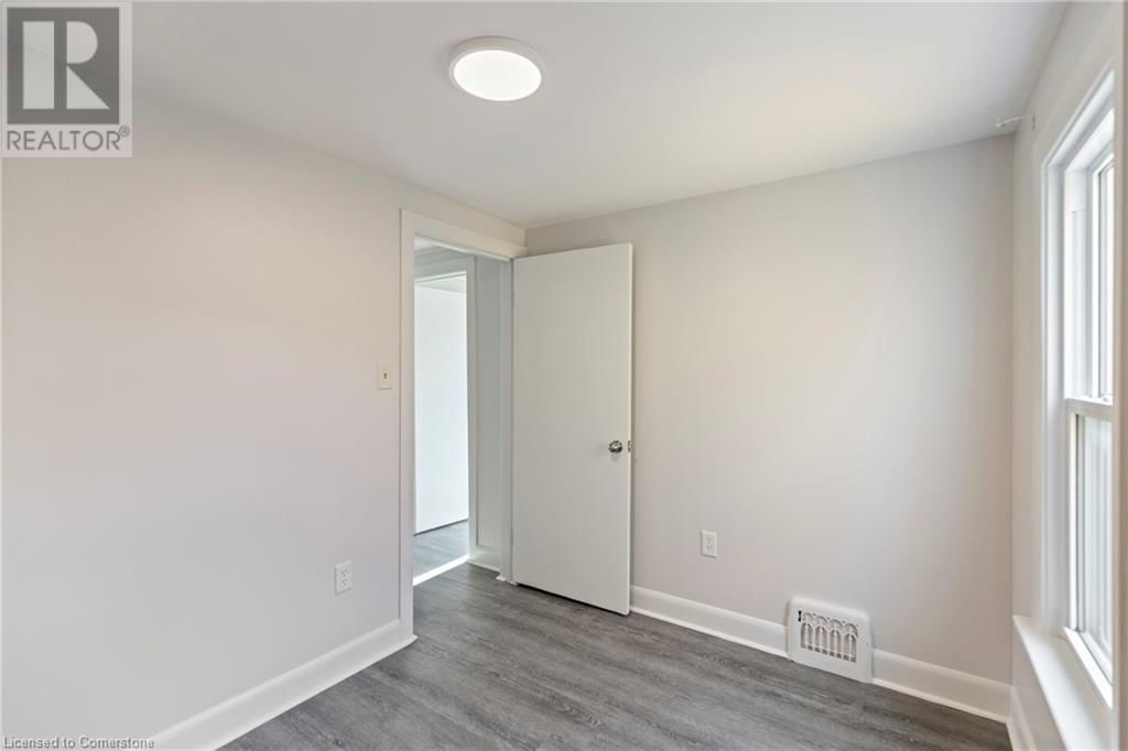 4599 FOURTH AVENUE Image 27