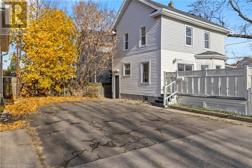4599 FOURTH AVENUE Image 35
