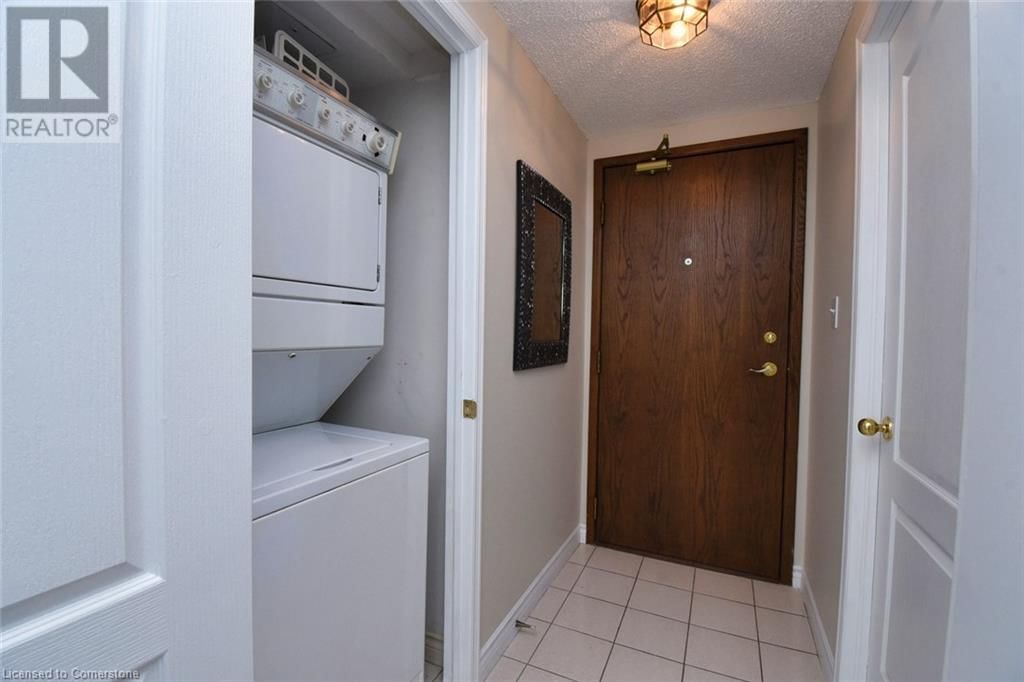 1276 MAPLE CROSSING Boulevard Unit# 1508 Image 5