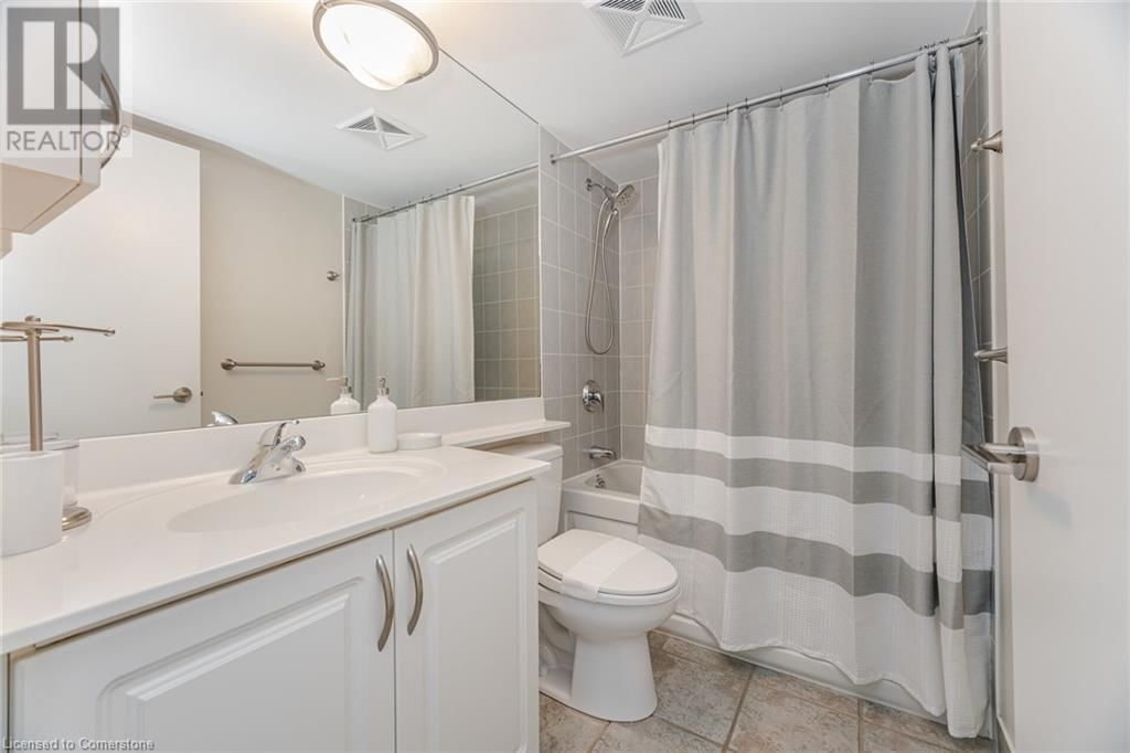 231 FORT YORK Boulevard Unit# 122 Image 17